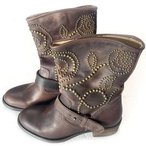 Woman Boots